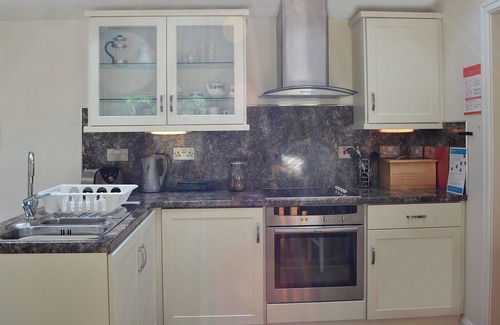 Penmaenmawr Cottage | 1 bedroom accommodation in Capelulo, near Conwy