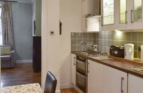 Broxburn Cottage | 1 bedroom accommodation in Broxburn, near Edinburgh