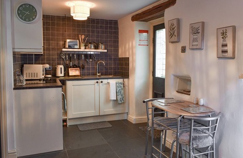 Eglwysbach Cottage | 1 bedroom accommodation in Llanrwst