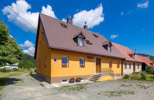 Vrata Apartment | 1 bedroom accommodation in Fuzine