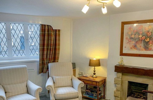Baslow Cottage | 1 bedroom accommodation in Baslow, near Bakewell