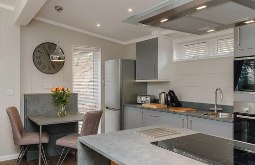 Cheddar Ski Chalet | 1 bedroom accommodation in Cheddar