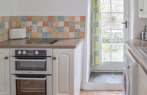 Trebarwith Cottage | 1 bedroom accommodation in Trebarwith, Delabole