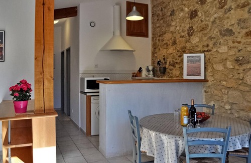 Bessas House | 1 bedroom accommodation in Bessas
