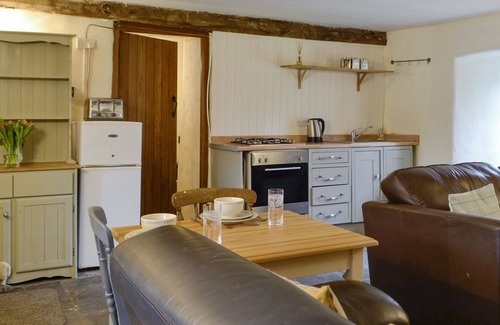 Bridgend Cottage | 1 bedroom accommodation in Bettws