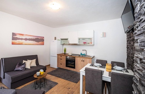 Obrovac House | 1 bedroom amazing home in Zelengrad