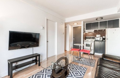 De Lorimier Apartment | 1 bedroom apartment close to Downtown
