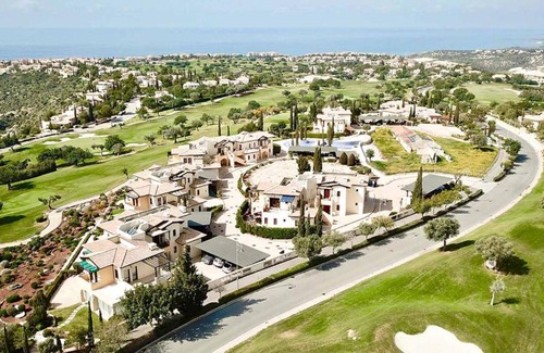 Aphrodite Hills Apartment | 1 bedroom Apartment Nesoi with sea and golf views, Aphrodite Hills Resort