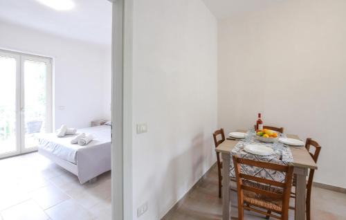 Santa Maria Apartment | 1 Bedroom Awesome Apartment In Ricadi