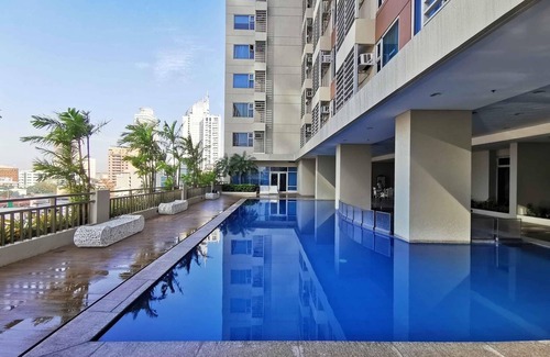 Ermita Condo | 1 Bedroom Condo in 8 Adriatico Manila
