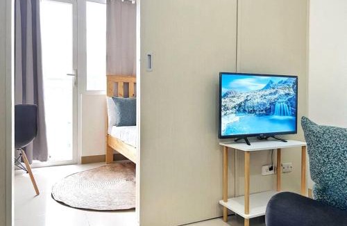 Las Pinas Apartment | 1-Bedroom Condo in Las Piñas in SM SouthMall