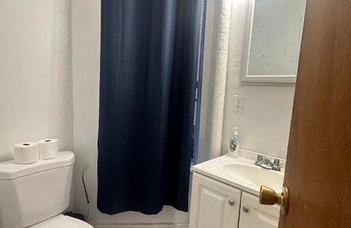 Upper West Side Apartment | 1 Bedroom Cozy unit in Columbus Ave