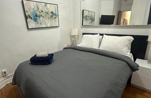 Upper West Side Apartment | 1 Bedroom Cozy unit in Columbus Ave