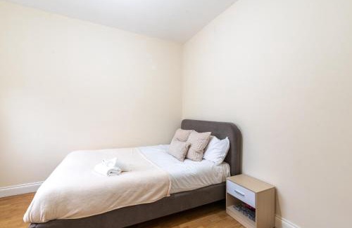 Roath Apartment | 1 Bedroom Flat in Cardiff