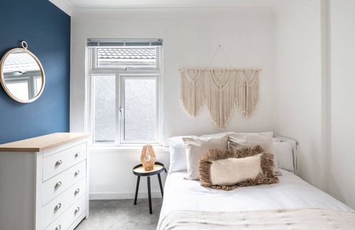 Newport Apartment | 1-Bedroom Flat in Newport City Centre
