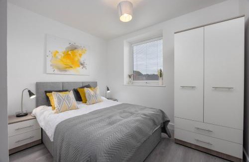 Bradford Apartment | 1 Bedroom Flat Near Bradford With Free Parking
