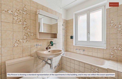 Wiedikon Apartment | 1-Bedroom Gem, Just 17 Mins from Zurich Center
