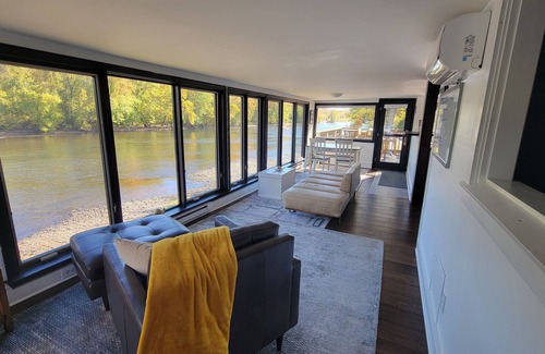 Baptistown House | 1-bedroom house in Pipersville on the Delaware River