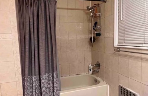 Clason Point Apartment | 1-bedroom in the Bronx next to nearby parks and ferry.