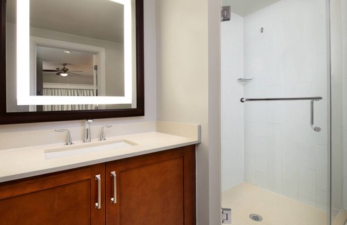 Central Beach Resort | 1 Bedroom - Marriott's BeachPlace Towers - Full Resort Access