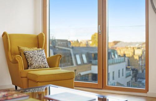 Camden Town with Primrose Hill Apartment | 1 Bedroom Stylish Apartment near Regents Park FREE WIFI & AIRCON by City Stay Aparts London
