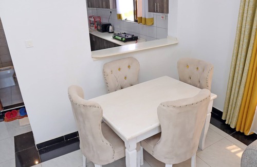 Ukunda Apartment | 1 bedroom with free swimming pool,free parking and hotshower
