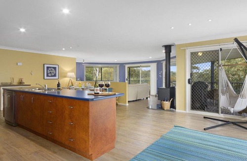 Carrickalinga House | 1 Bennett Court