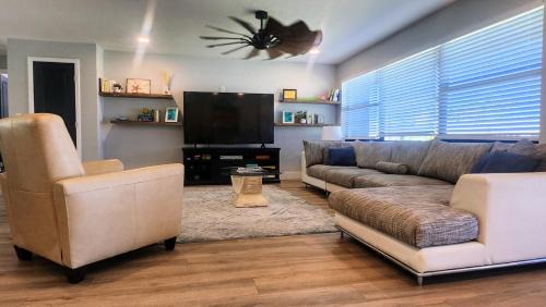 Laguna Shores House | 1 Block To Beach - Fully Upgraded Spacious & Quiet
