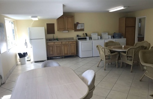Ilexhurst Condo | 1 BR/1 BA, Anna Maria Island,Holmes Beach Florida, Gulf Coast, Beach Condo