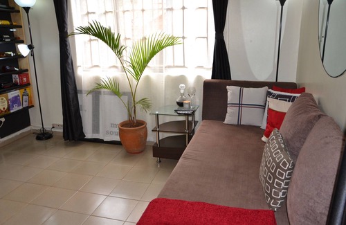 Bukoto House | 1 br,1 ba updated space to rent suitable for solo travelers & couples