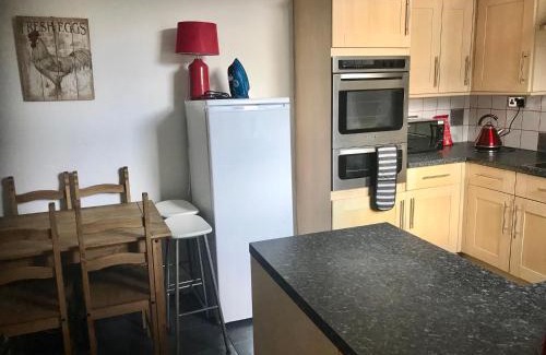 Riverside Apartment | 1 Fitzhamon Embankment APARTMENTS opposite Principality Stadium - LONG STAY OFFER