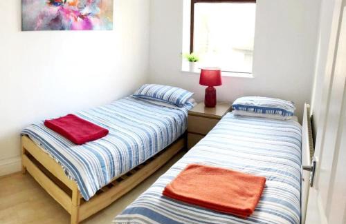 Riverside Apartment | 1 Fitzhamon Embankment APARTMENTS opposite Principality Stadium - LONG STAY OFFER