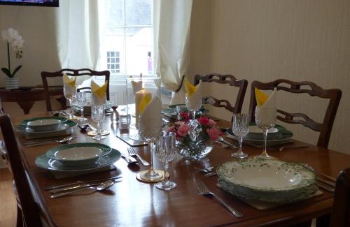 Kelso Apartment | 1 HAVANNAH COURT