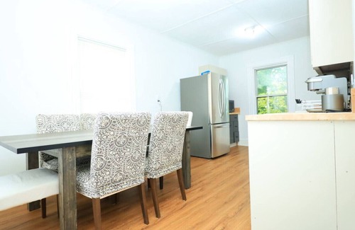 Winter Hill House | 1 House 2 Units For Your Group