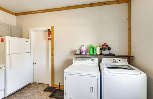 Winona Condo | 1 Mi to Downtown: Welcoming Winona Duplex
