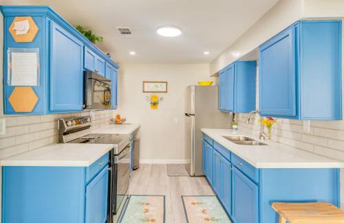 South Pensacola House | 1 Mi to Dtwn Home with Furnished Patio in Pensacola