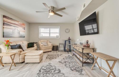South Pensacola House | 1 Mi to Dtwn Home with Furnished Patio in Pensacola