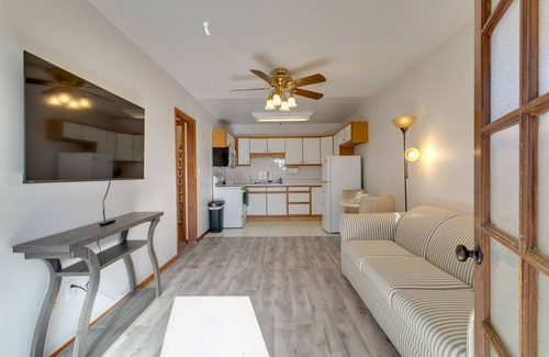 Aurora Apartment | 1 Mi to Metro Station: Cozy Aurora Horse Farm Apt!