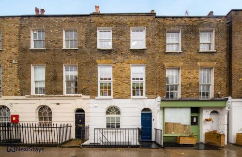 Euston Apartment | 1 Min Walk to Euston Station, Modern Townhouse