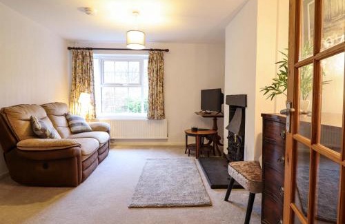 Bala House | 1 Minafon