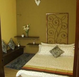 Teluk Intan House | 1 MINUTES TO TOWER SENTRAL INTAN HOMESTAY 6 ROOMS