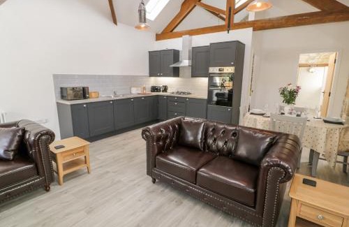 Llangefni House | 1 Mountain View