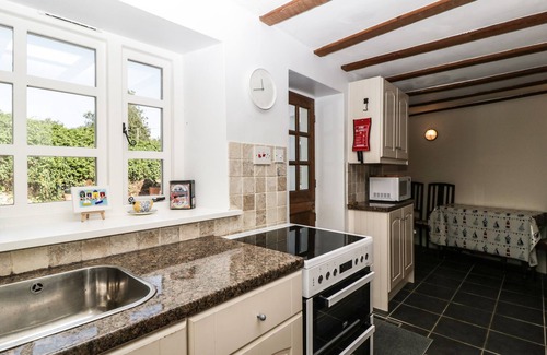 Fiddington Cottage | 1 OLD THATCH, pet friendly, character holiday cottage in Kilve