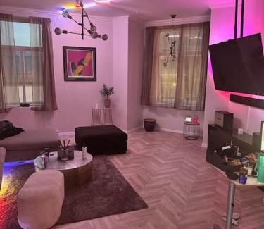 Skien Villa | 1 or 2 bedrooms Panorama Skien Lux Retreat