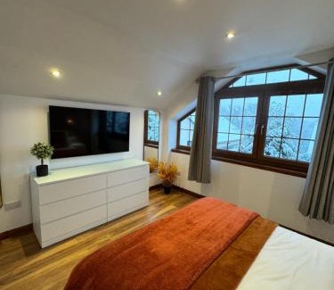 Fort William Apartment | 1 Sheraton Apartments