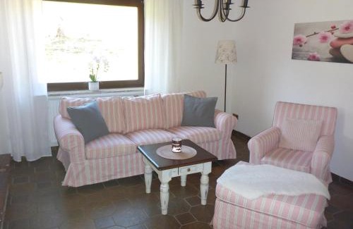 Westerburg Apartment | 10 Bett Ferienwohnung Sonnenblume