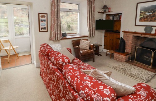 Glenridding Cottage | 10 HALTON TERRACE, pet friendly, with open fire in Glenridding