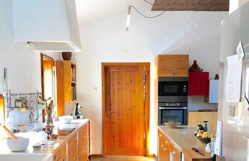 Santiago do Cacem Cottage | 10 minutes from Porto Covo and beaches. Country house with swimming pool.