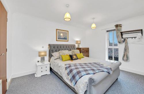Bury St Edmunds House | 10 St Edmundsbury Mews
