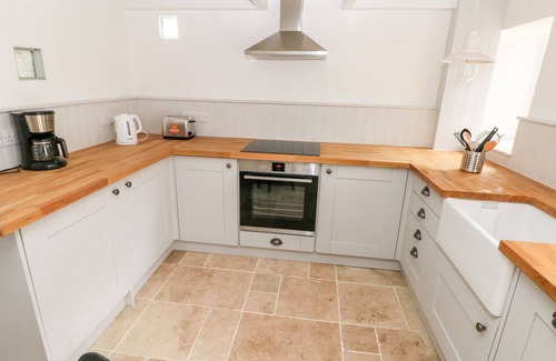 Pembroke Cottage | 10 Westgate Hill